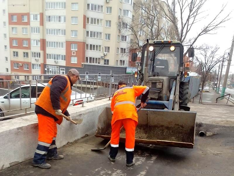 На дорогах Пензы работает 53 единицы техники