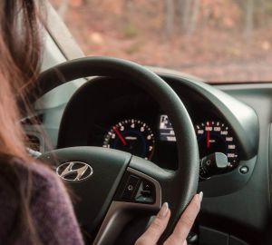 Пензенцам рассказали, чьи водительские права продлят автоматически