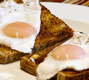 Что на завтрак? Топ-3 вкусных и полезных блюд