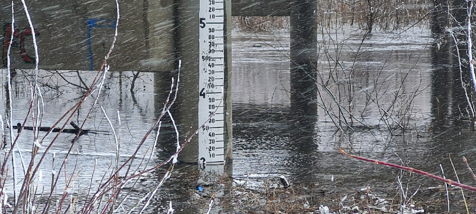 Уровень воды в реке Сердоба достиг почти трех метров