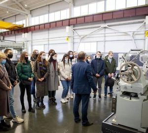 Валерий Лидин заявил о важности повышения престижа технических специальностей