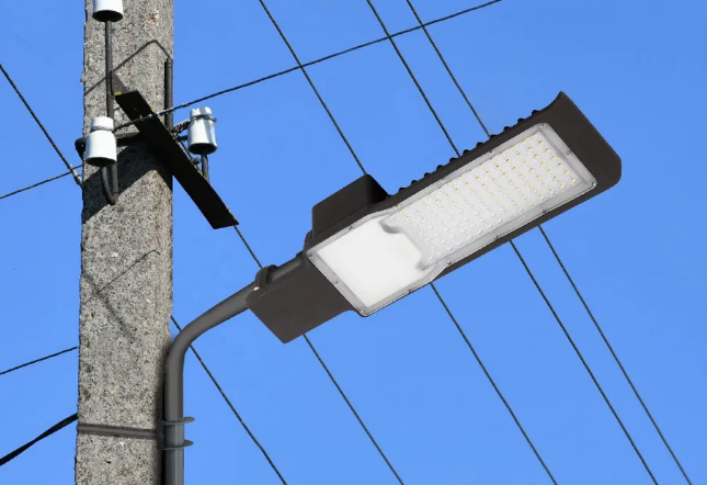 В пензенском микрорайоне «Заря» решился вопрос с уличным освещением