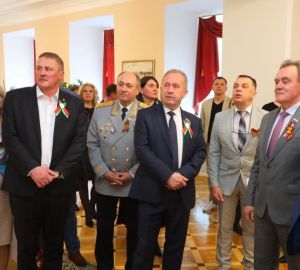 Валерий Лидин познакомил коллег из Беларуси с работой регионального парламента