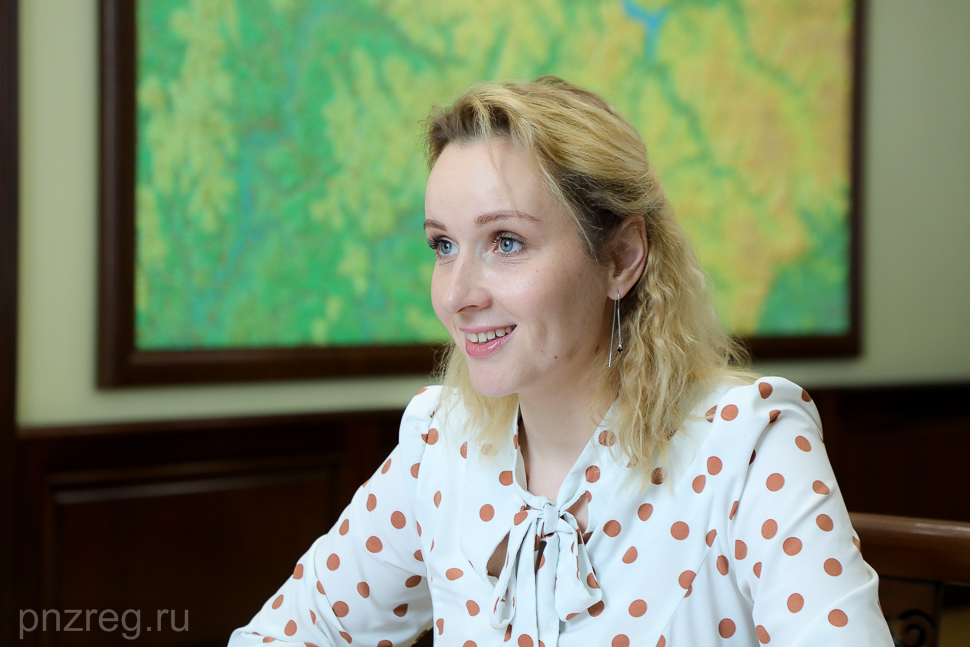 Губернатор в ходе рабочей встречи обсудил с детским омбудсменом РФ судьбу детей из трудных семей