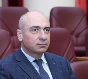 Олег Мельниченко представил нового замминистра общественной безопасности региона