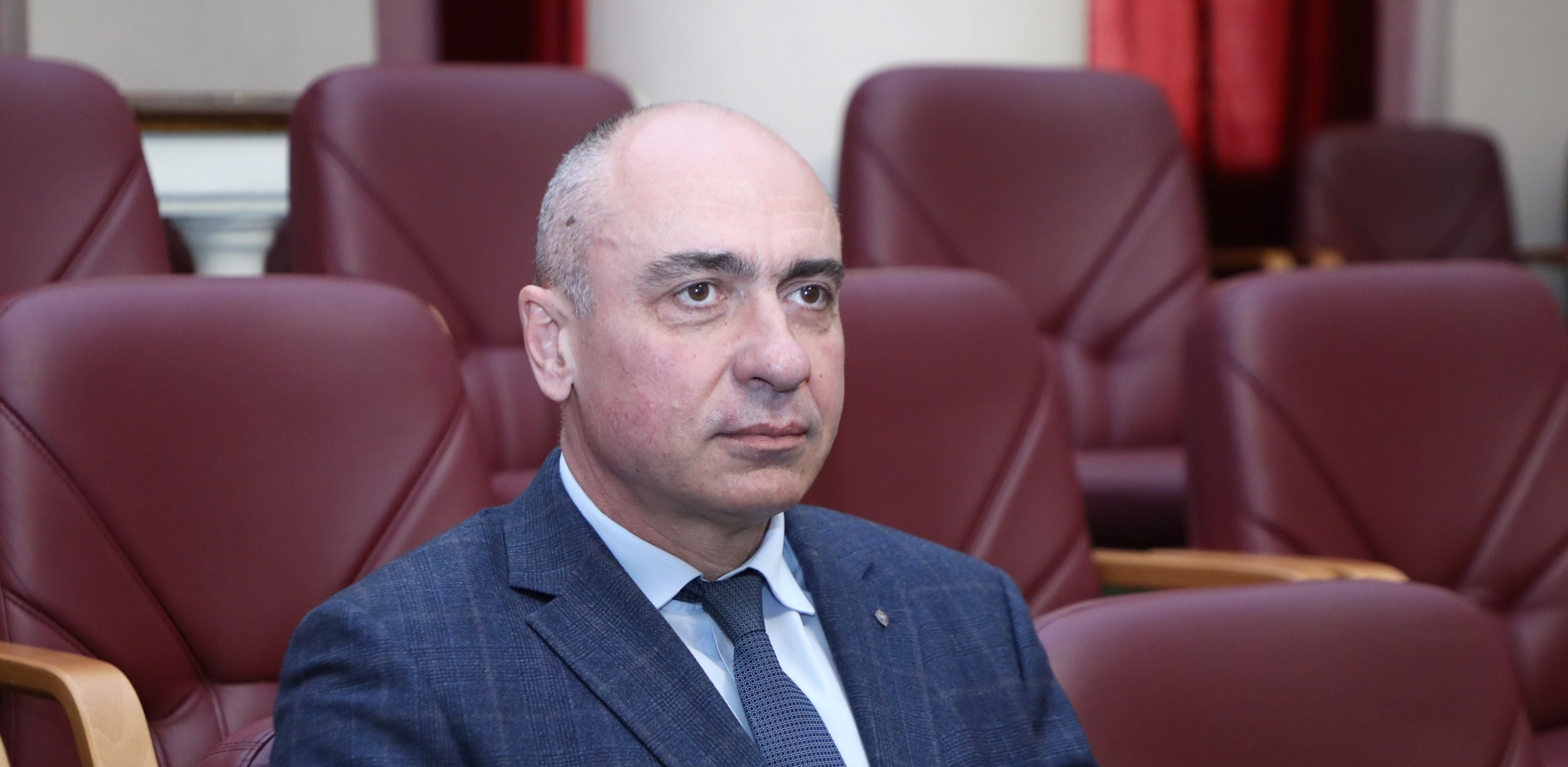 Олег Мельниченко представил нового замминистра общественной безопасности региона