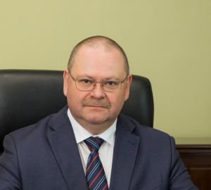 Олег Мельниченко поздравил пензенцев с Днем Победы