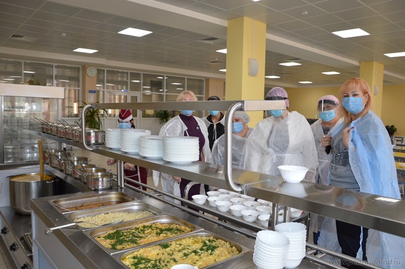 Управление образования Пензы проверяет качество питания школьников