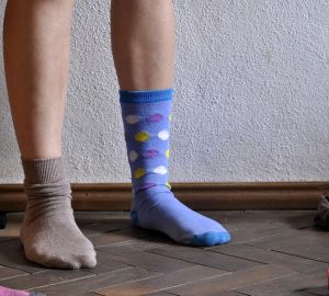 В Пензе воришка попытался уйти из торгового центра в неоплаченных носках