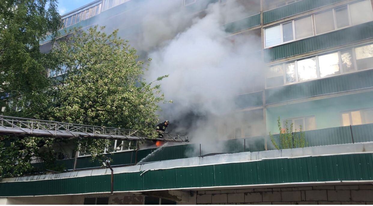 В Пензенской области из пожара спасли 3 человек, еще 30 эвакуировали