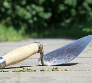 В Пензе лучшие штукатуры и каменщики получили денежные сертификаты