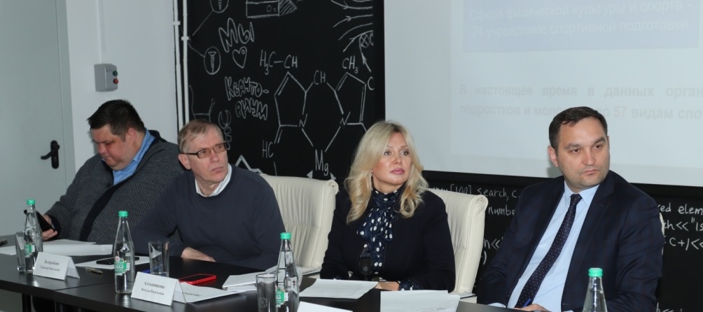 Пензенский министр образования Алексей Комаров призвал не прятать проблемы кружков