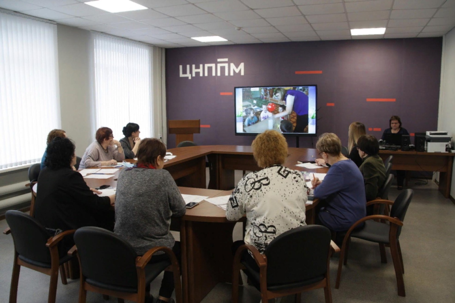 Воспитательница из Кузнецкого района стала победительницей профессионального конкурса