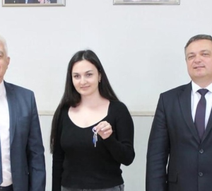 В Сердобске еще один врач получил ключи от квартиры