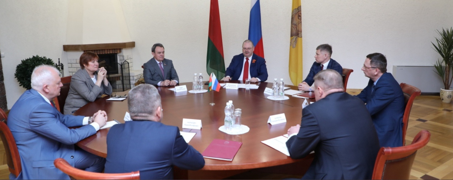 Олег Мельниченко обсудил вопросы импортозамещения с представителями Беларуси