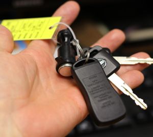 Мошенничество по ОСАГО: как не купить поддельный полис