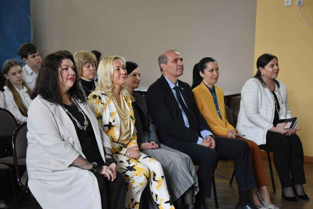 Совет женщин при Гордуме провел серию мастер-классов для школьников