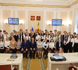 Валерий Лидин: «Активная молодежь является весомой политической силой в нашем регионе»