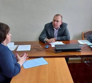 Владимир Вдонин взял на контроль обращения жителей Наровчатского района