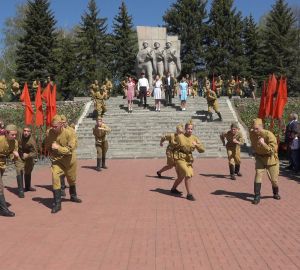 В Кузнецке прошел торжественный митинг, посвященный Дню Победы