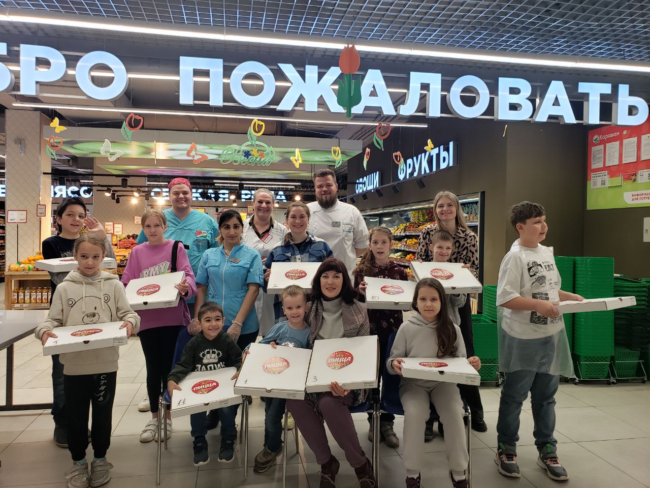 В универсаме №175 состоялся мастер-класс по приготовлению пиццы