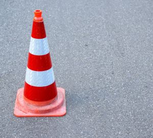 В пензенской мэрии рассказали, когда у ЦНТИ отремонтируют дыру в асфальте