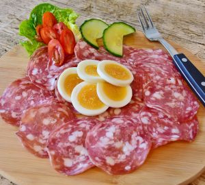 Российские ученые создали колбасу, снижающую сахар в крови