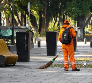 В Кузнецке обеспечат летнюю занятость детей из групп риска