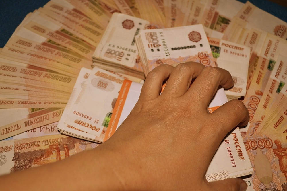 Пензенец оставил 100 000 рублей на подоконнике и лишился их