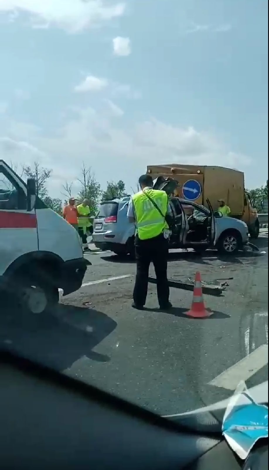 В Пензенском районе в ДТП со спецтехникой разбилась иномарка, погиб человек