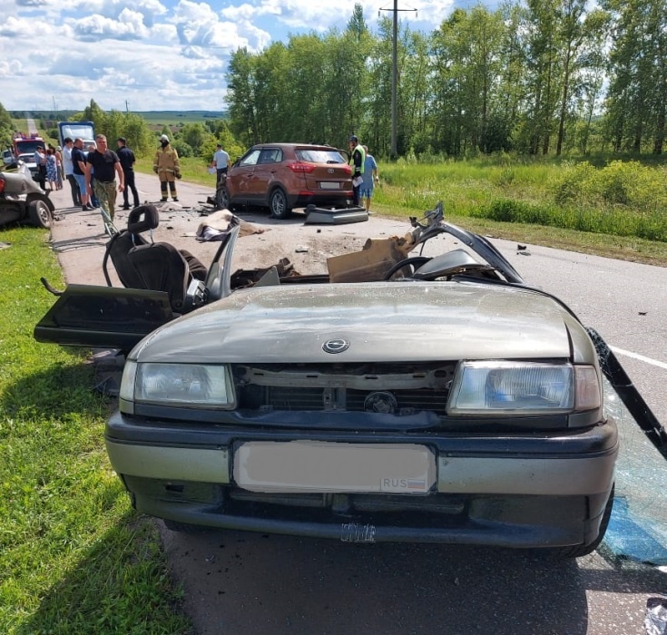 В Мокшанском районе водитель «Опеля» скончался после ДТП с легковушкой