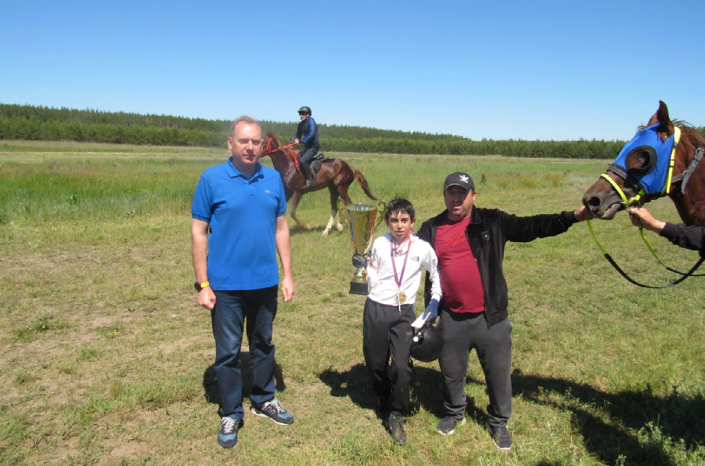 Владимир Вдонин принял участие в открытии конноспортивного праздника