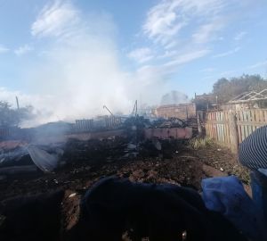 Пензенец рассказал, почему в селе Старое Славкино огонь уничтожил дом, баню и все надворные постройки