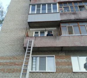 В Пензе спасатели помогли запертому ребенку