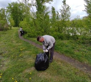В Ленинском районе Пензы снова провели работы по уборке и благоустройству территорий