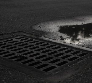 Пензенский депутат не смогла добиться ответа на вопрос, когда на улице Калинина появится ливневка