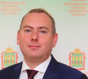 Владимир Вдонин помог обновить ФАП в Нижнеломовском районе