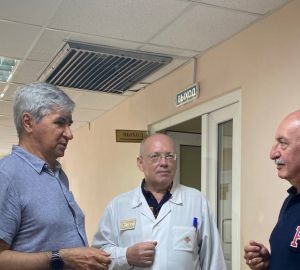 В Пензе врачи провели сложнейшую операцию упавшему с параплана медику