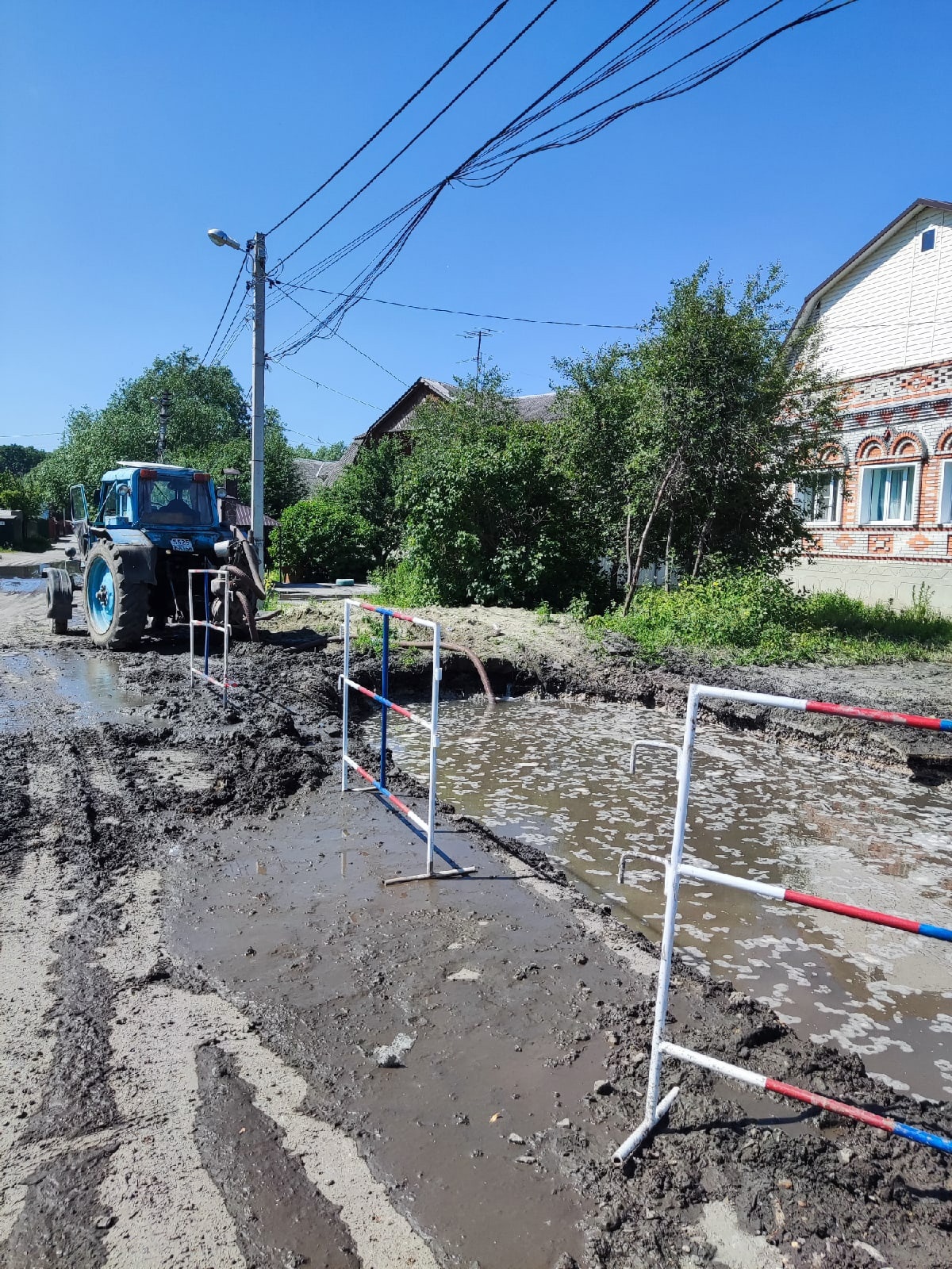 В Пензе более 300 домов остались без воды из-за прорыва на улице Серпуховской