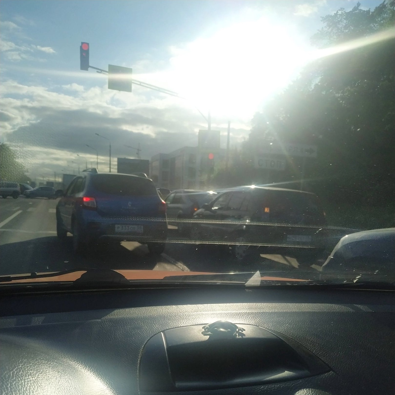 Пензенцы попали в пробку из-за ремонта дороги на Ленинградской и Лермонтова