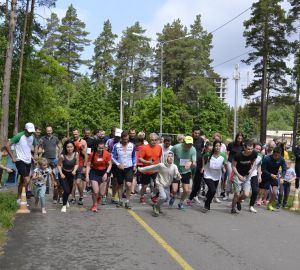 Группа компаний «Дионис» организовала праздник здоровья на аллее в Ахунах