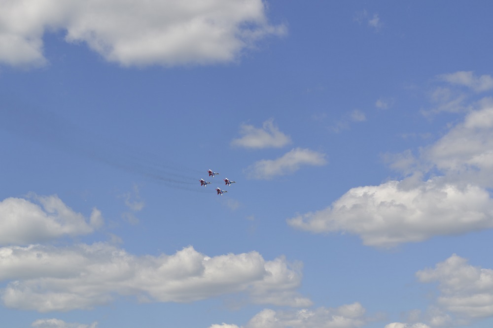 Военный летчик из авиационного полка Каменки прокомментировал полет "Стрижей" в Пензе