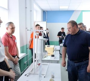 Олег Мельниченко заявил о необходимости перестройки системы профподготовки кадров