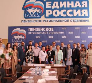 Ольга Чистякова рассказала о проектах по поддержке материнства и детства на встрече с Анной Кузнецовой