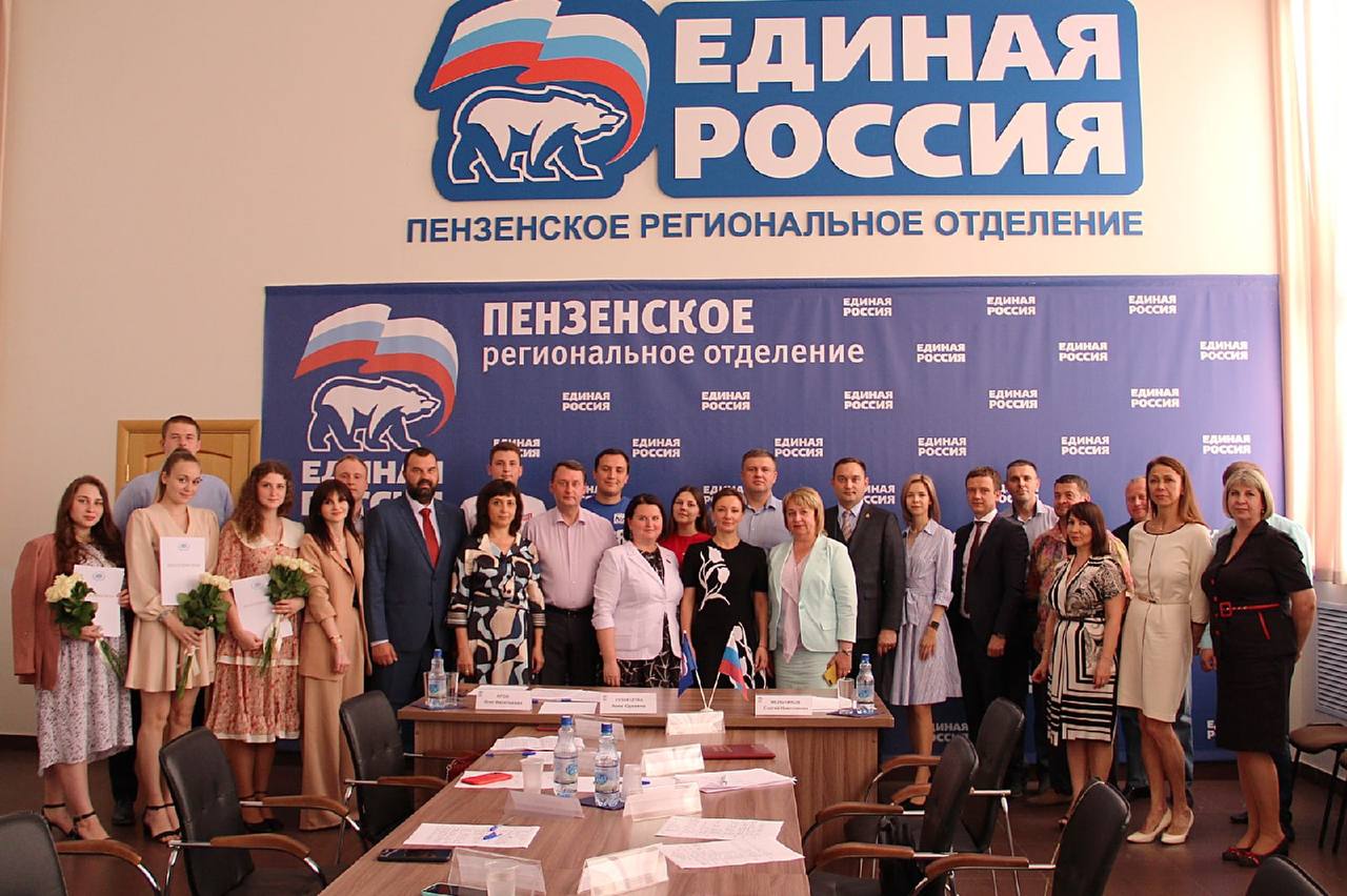 Ольга Чистякова рассказала о проектах по поддержке материнства и детства на встрече с Анной Кузнецовой