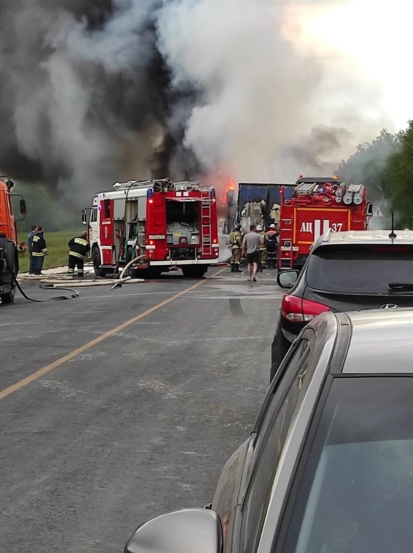 Из-за жёсткого ДТП на М5 в Пензенской области перекрыли движение