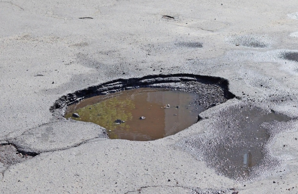 МУП «Пензадормост» заплатит 100 000 рублей за выбоины на дорогах