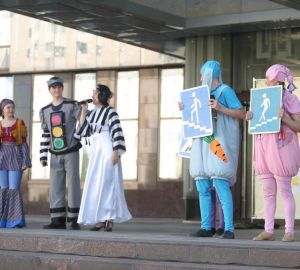 Юным пензенцам в игровой форме рассказали, как правильно переходить дорогу