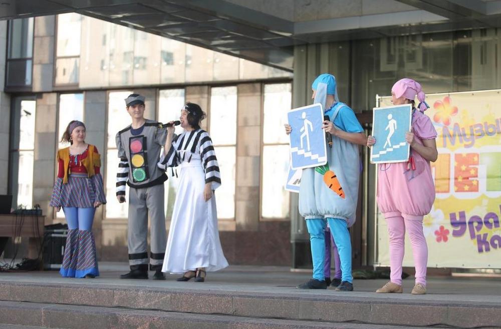 Юным пензенцам в игровой форме рассказали, как правильно переходить дорогу