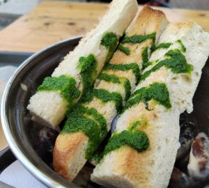 Кролик, тушенный в вине, и запеченный картофель — невероятно вкусные диетические рецепты, которые можно готовить каждый день